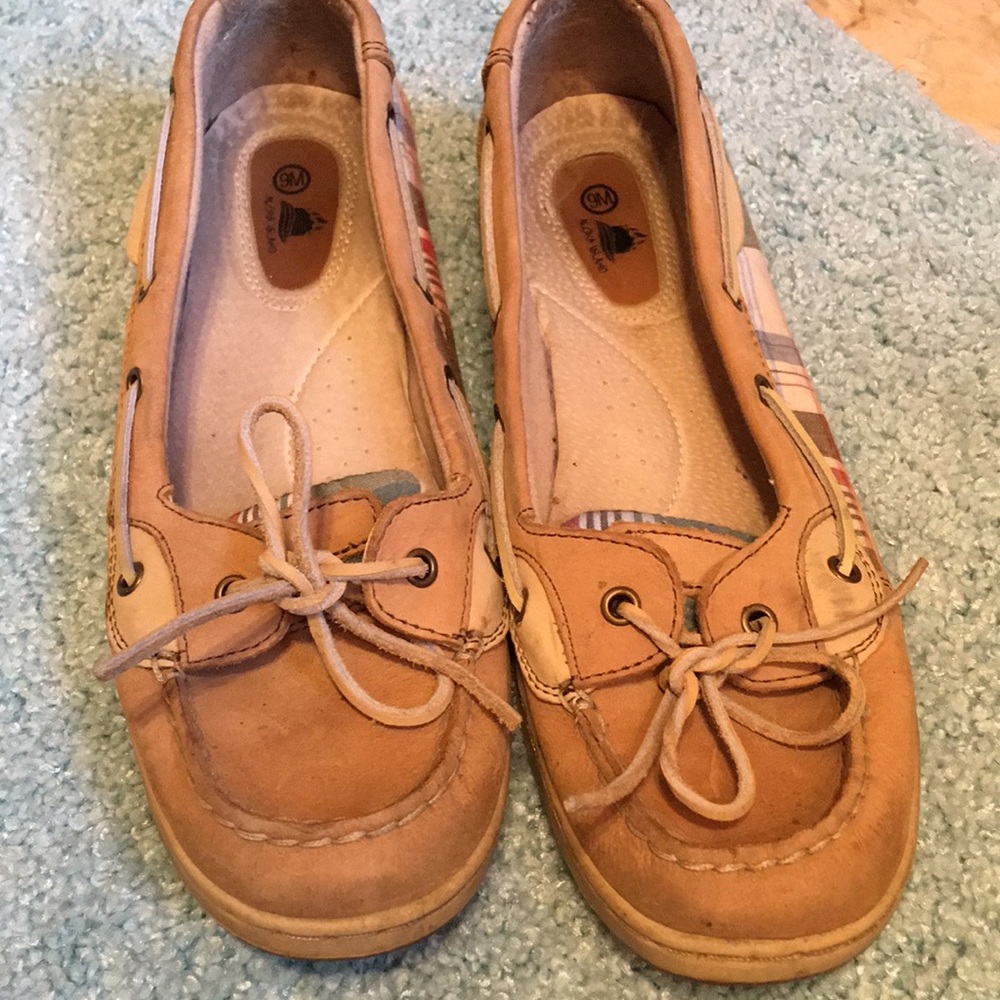 Comfortable boat shoes